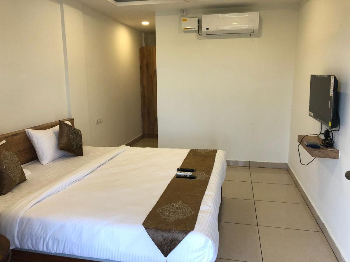 Hotel Amulya Regency Bayappanhalli Exterior photo