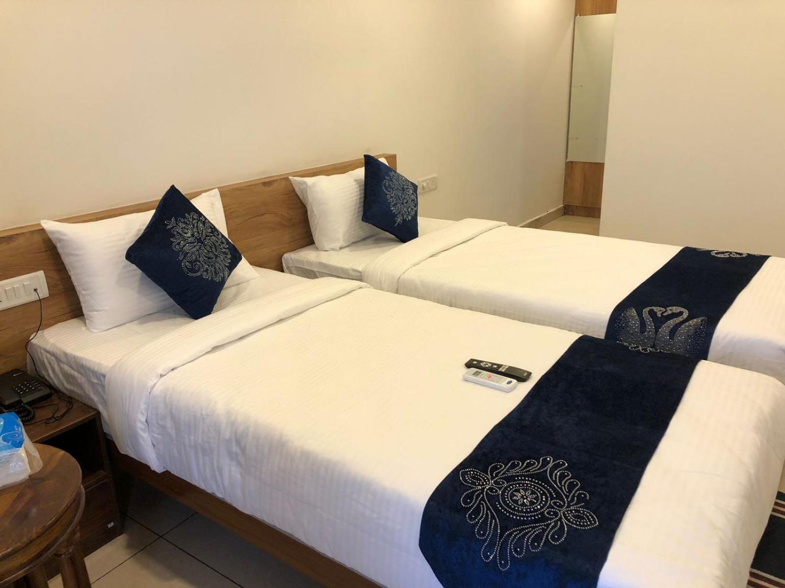 Hotel Amulya Regency Bayappanhalli Exterior photo